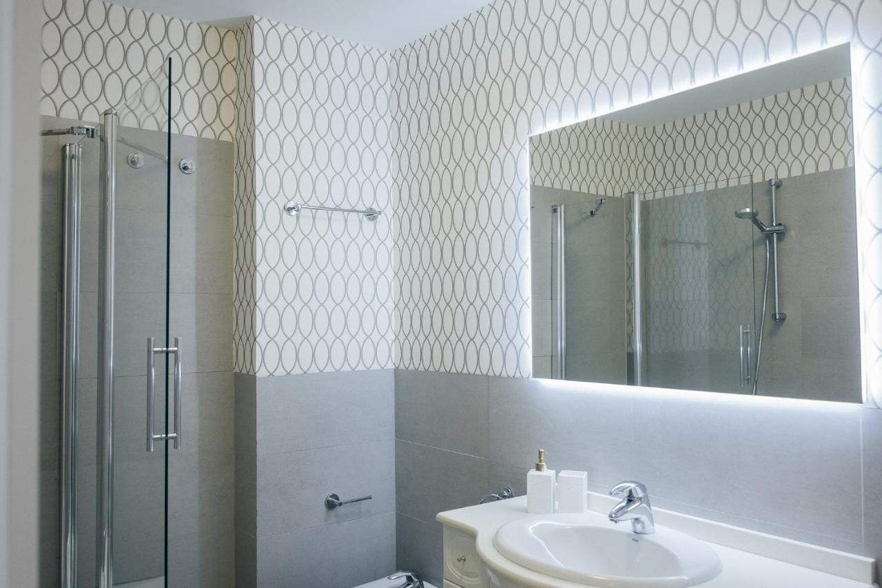 300m² 5 slaapkamer, 4 privé badkamer Appartement in Salamanca Madrid Buitenkant foto